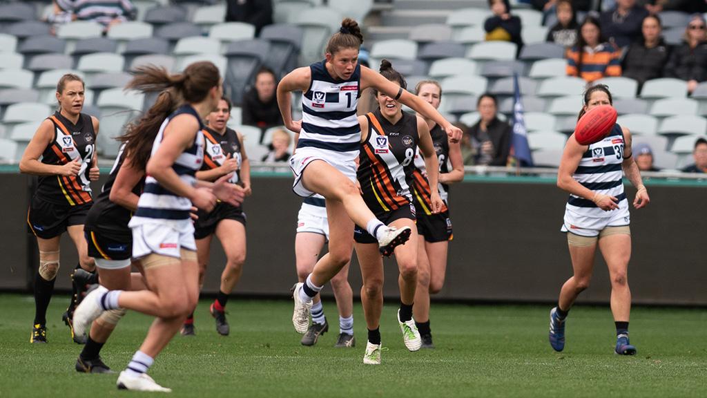 2019_08_05_VFLW_HERO.jpg Rene Caris wins a clearance against the NT Thunder at GMHBA Stadium. - Geelong Cats